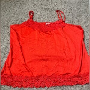 CATO WOMAN BOLD TOMATO RED LACE CAMISOLE TOP ADJUSTABLE STRAPS SIZE 22/24W